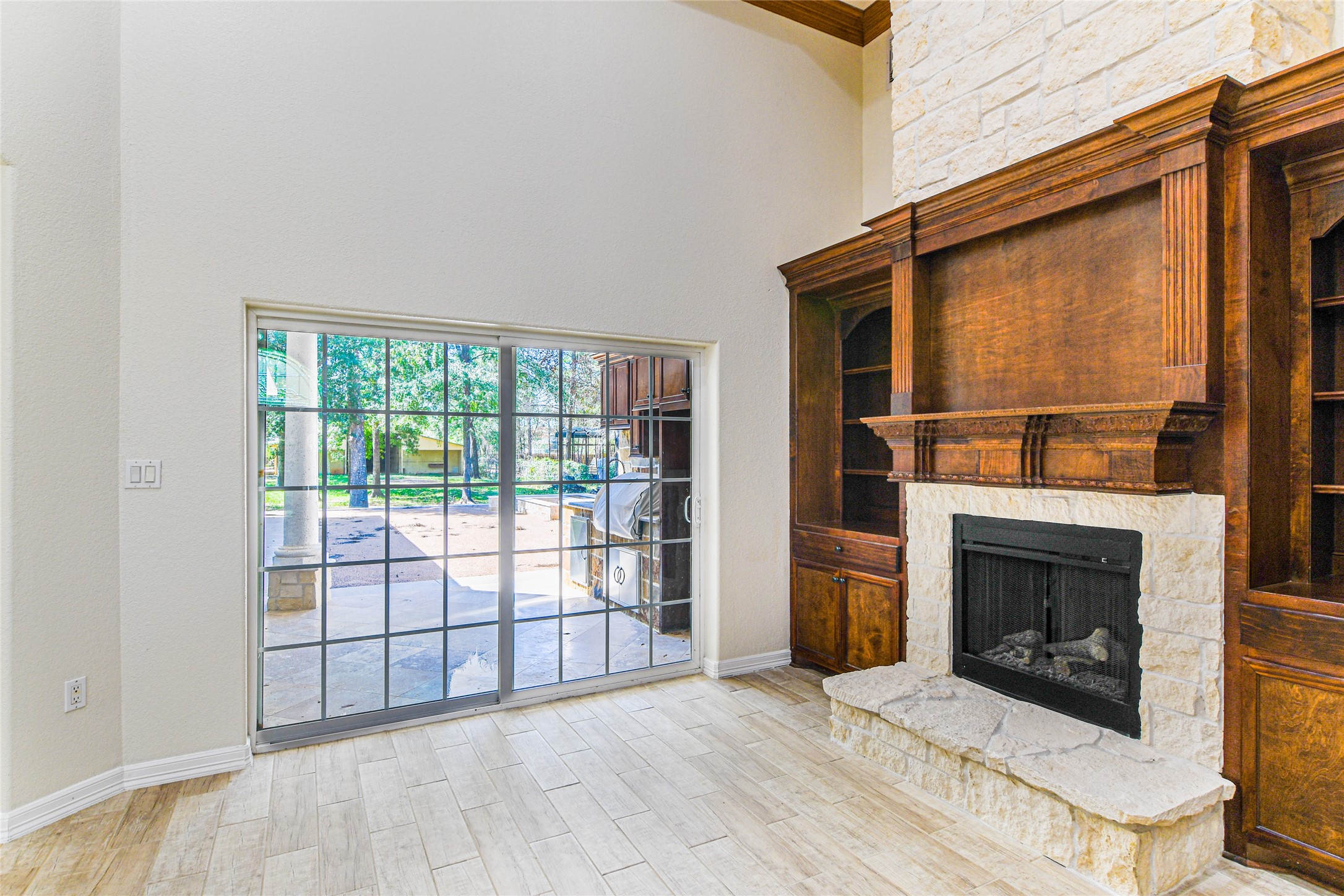 12446 Willis Waukegan Road Conroe, TX 77303 - Photo 12 of 44