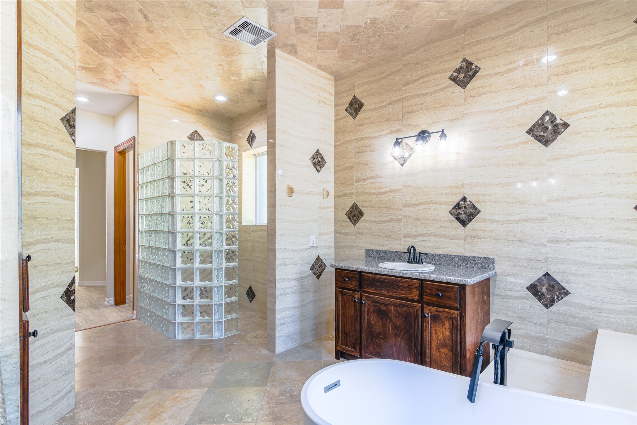 12446 Willis Waukegan Road Conroe, TX 77303 - Photo 26 of 44