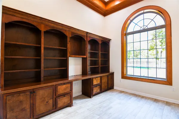 $3,500 | 12446 Willis Waukegan Road, Conroe, TX 77303