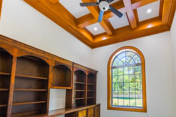 $3,500 | 12446 Willis Waukegan Road, Conroe, TX 77303