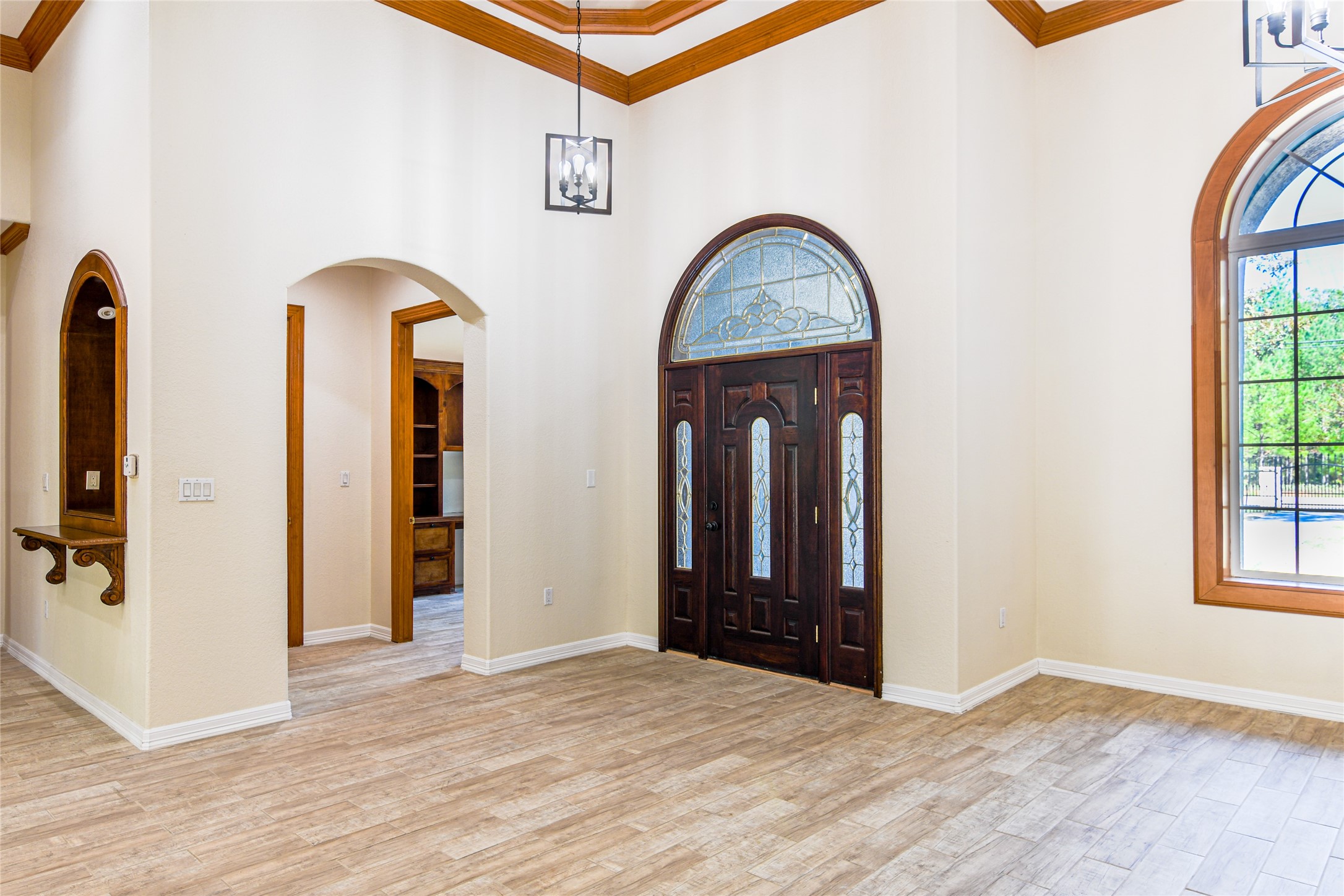 12446 Willis Waukegan Road Conroe, TX 77303 - Photo 7 of 44