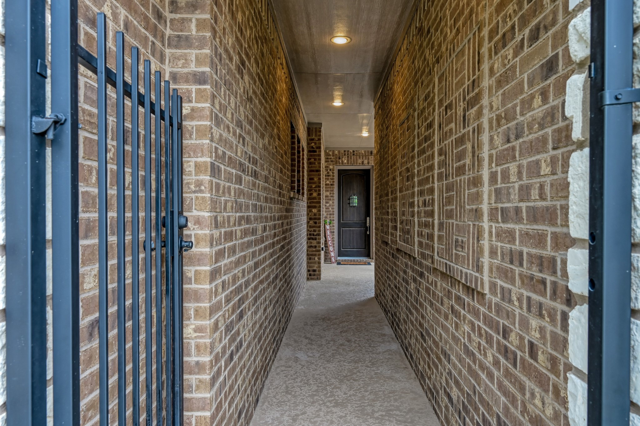 31714 Pierwood Court Spring, TX 77386 - Photo 4 of 49 a view of a brick house with a street