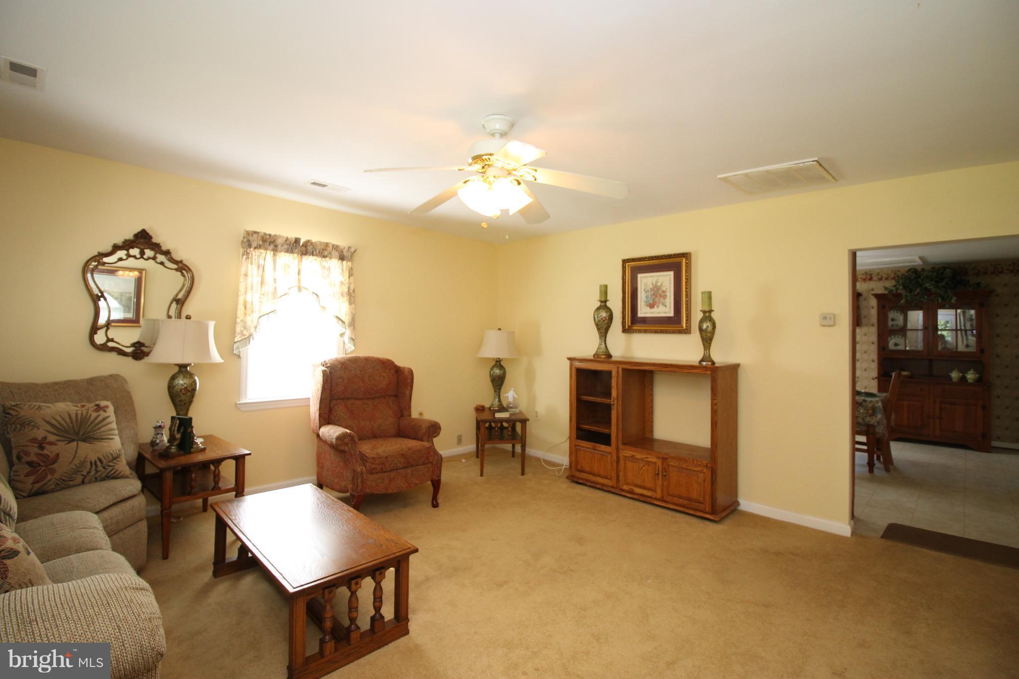 2575 Courtney School Road Midland, VA 22728 - Photo 4 of 25 Living Room opens to kitchen