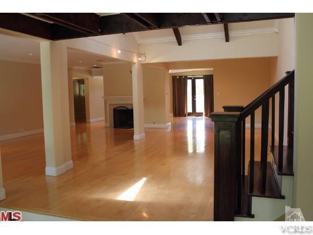 10386 Rochester Avenue Los Angeles, CA 90024 - Photo 8 of 18 a view interior of a house an entryway and fire place