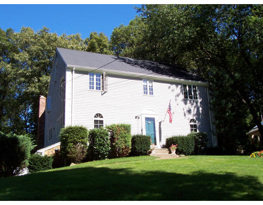 9 3 Ring Road Scituate, MA 02066 - Photo 1 of 5 Gallery Image 1
