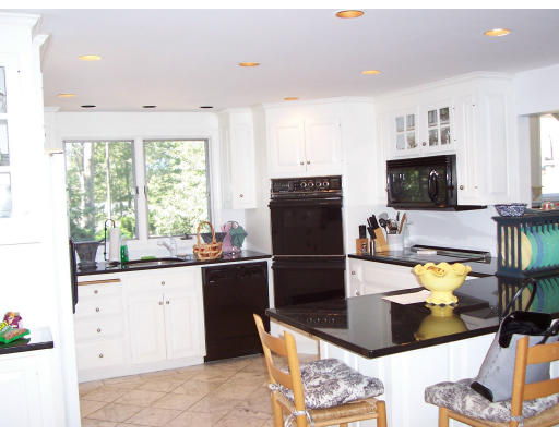 9 3 Ring Road Scituate, MA 02066 - Photo 3 of 5 Gallery Image 3