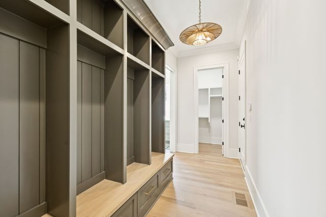 $3,650,000 | 8725 Weller Lane, College Grove, TN 37046