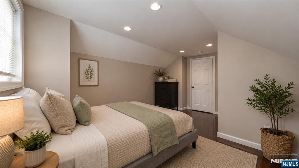 28 Ferndale Road Wayne, NJ 07470 - Photo 29 of 35