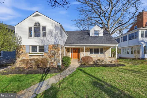 $1,499,000 | 833 Fontaine Street, Alexandria, VA 22302