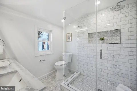 $1,499,000 | 833 Fontaine Street, Alexandria, VA 22302