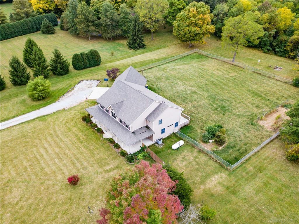11315 Old Mill Road Englewood, OH 45322 - Photo 4 of 64