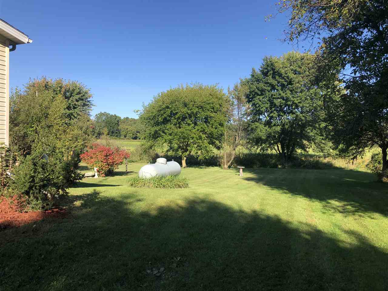 11269 South New Lothrop Road Durand, MI 48429 - Photo 5 of 33 Backyard