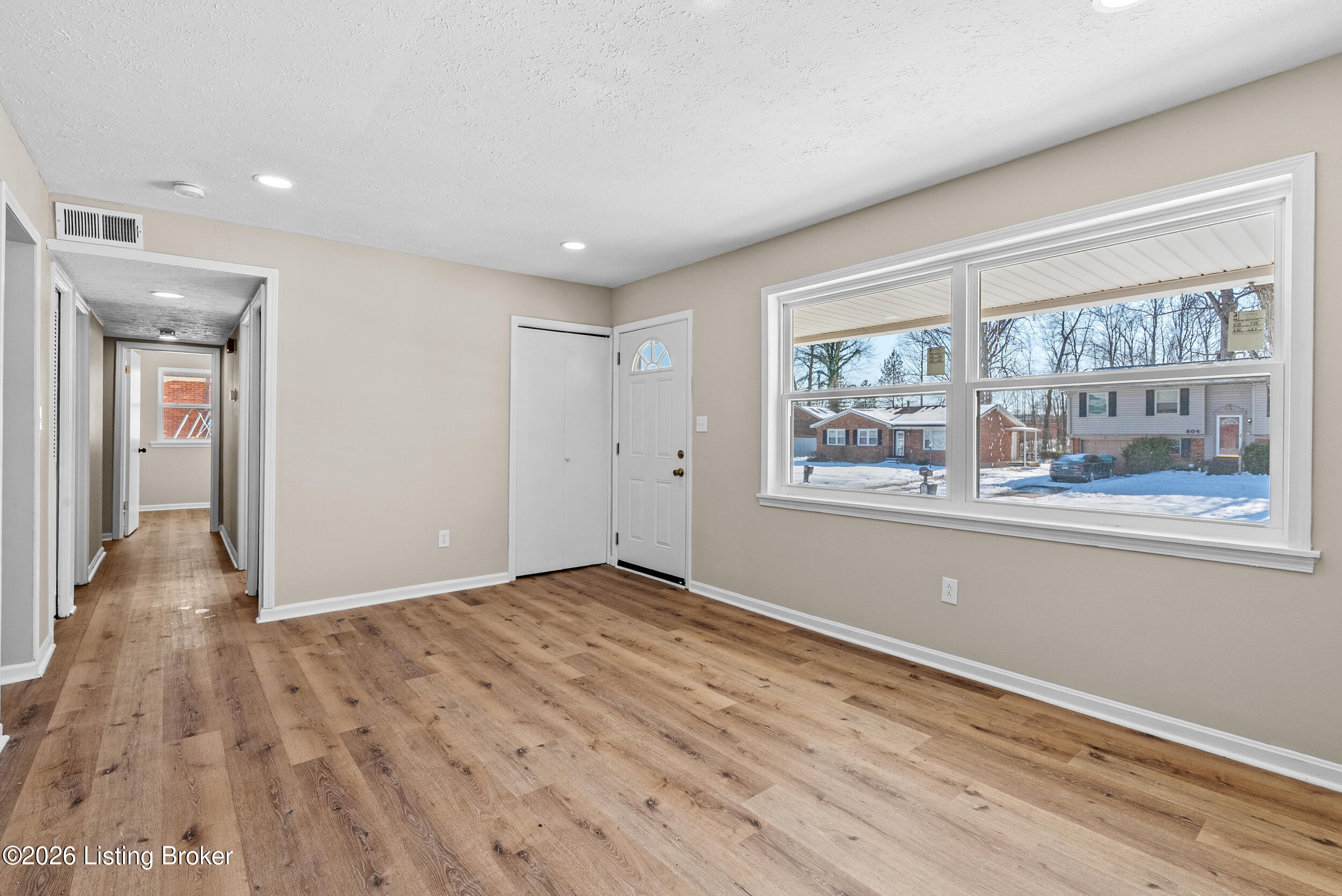 803 Flicker Road Louisville, KY 40214 - Photo 5 of 25 dsc06266