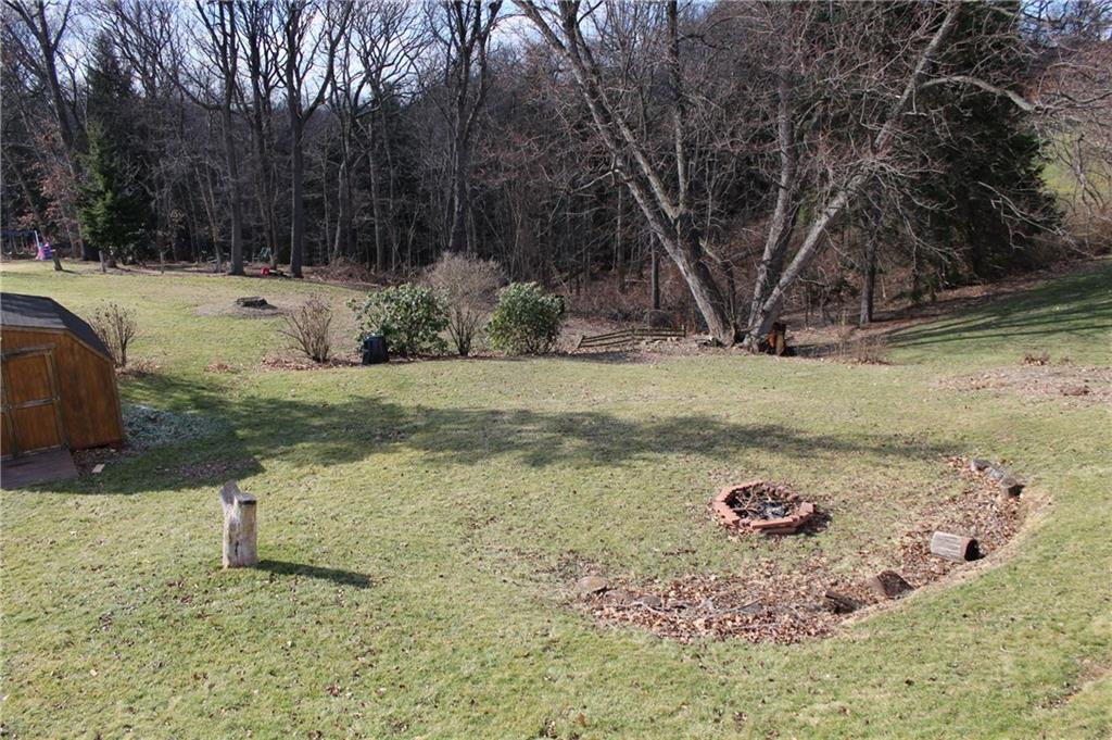 110 Chestnut Center Monaca, PA 15061 - Photo 9 of 10 Gallery Image 9