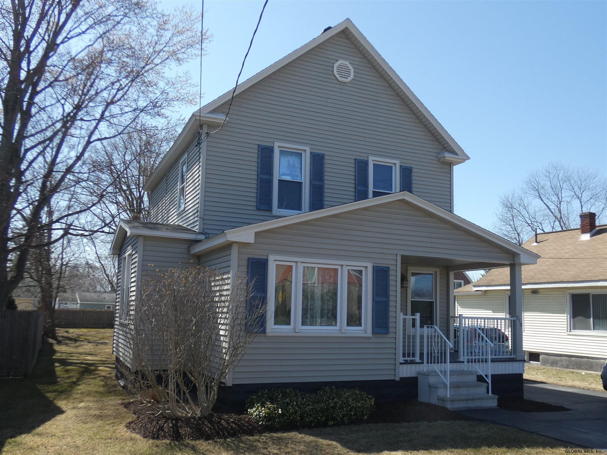 710 Curry Road Rotterdam, NY 12306 - Photo 1 of 54 Photo 1