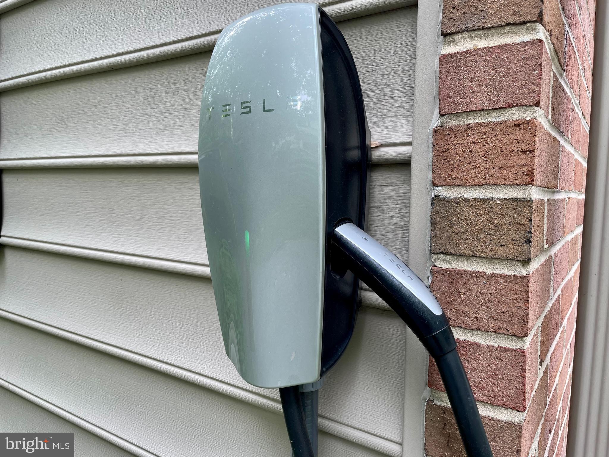 226 Rickswood Road Lutherville-Timonium, MD 21093 - Photo 4 of 5 Tesla Charger