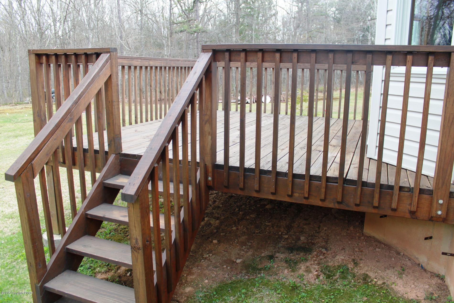 112 Hobby Acres Road Kunkletown, PA 18058 - Photo 36 of 50 Deck - Rear