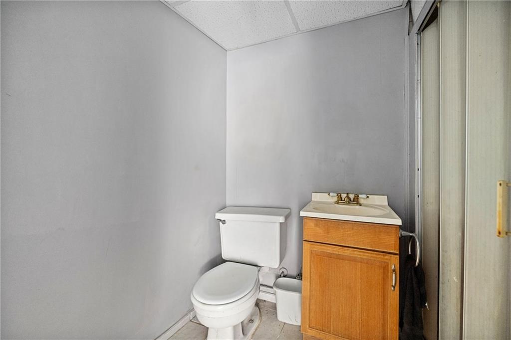 242 Hornaday Road Pittsburgh, PA 15210 - Photo 21 of 29 Lower Level Full Bath