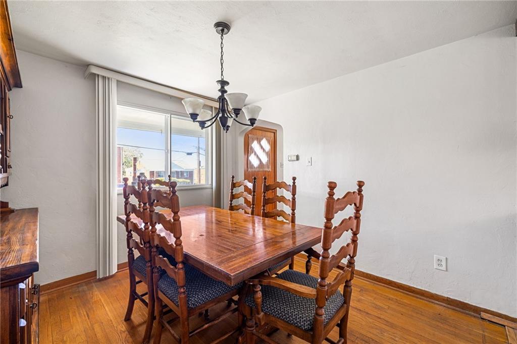 242 Hornaday Road Pittsburgh, PA 15210 - Photo 7 of 29 Gallery Image 7
