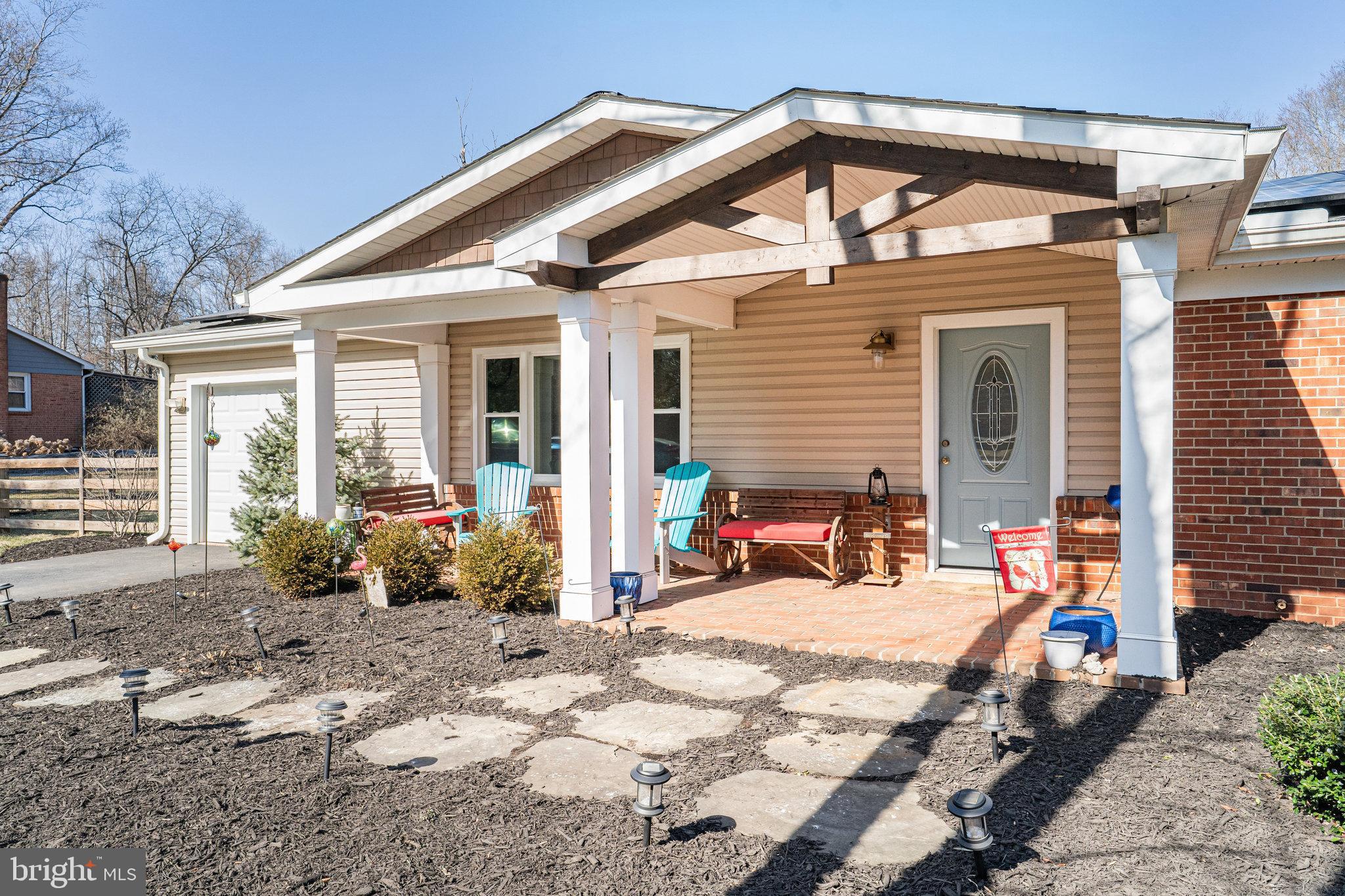 9353 Meetze Road Midland, VA 22728 - Photo 2 of 36 Front Porch