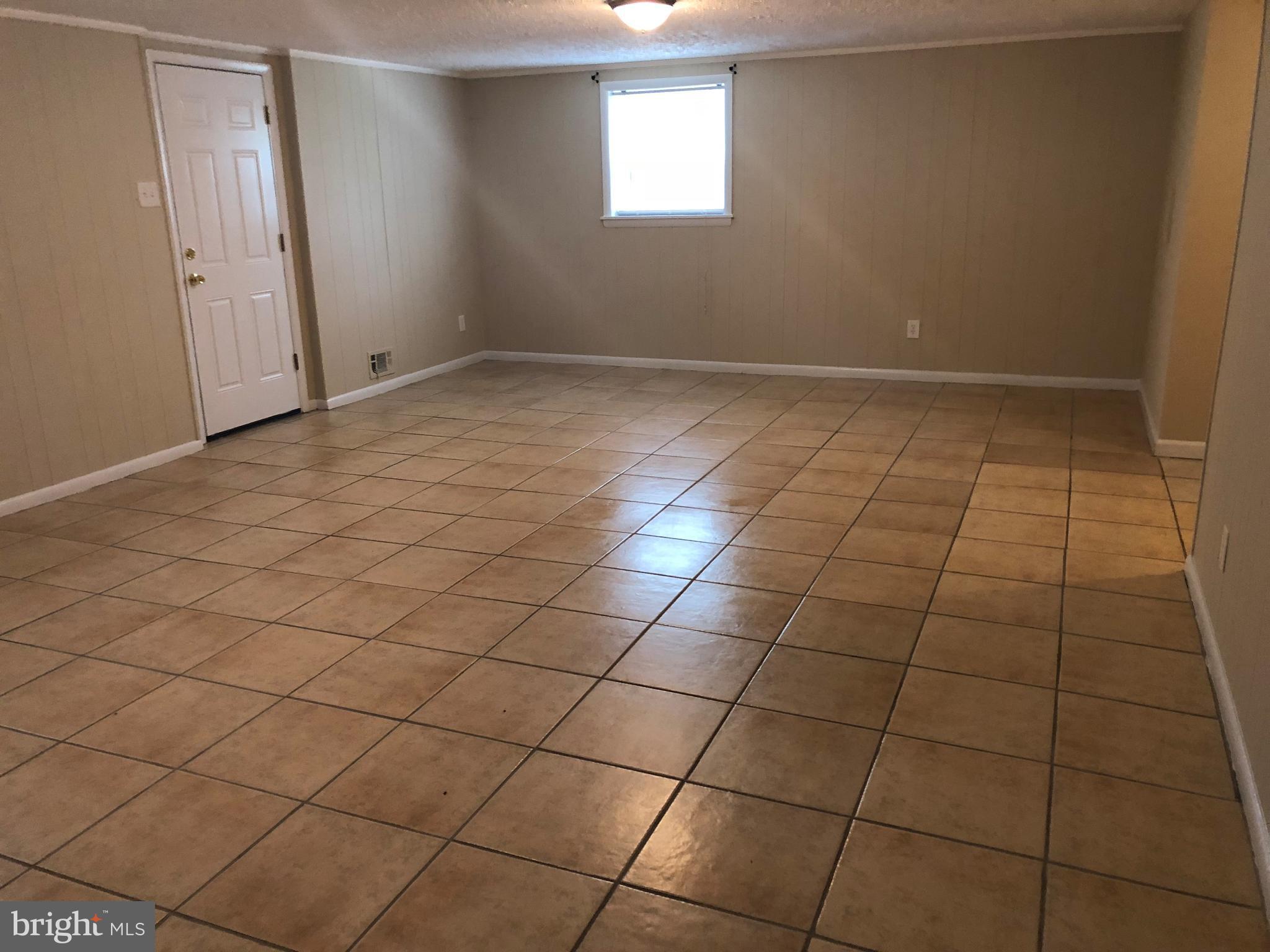 4872 Long View Road Temple Hills, MD 20748 - Photo 16 of 22 Family Room