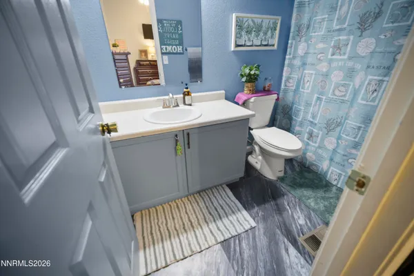 $359,900 | 204 Poppy Hills Drive, Fernley, NV 89408