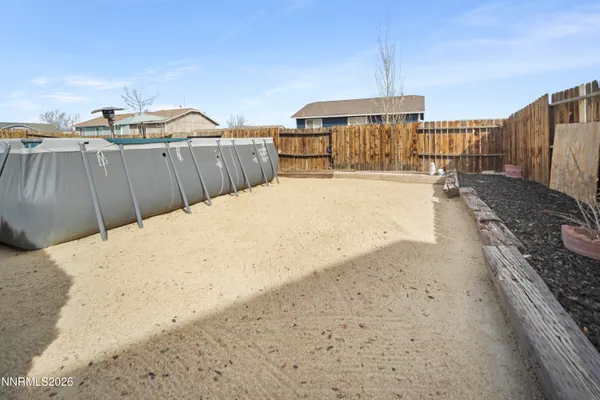 $359,900 | 204 Poppy Hills Drive, Fernley, NV 89408