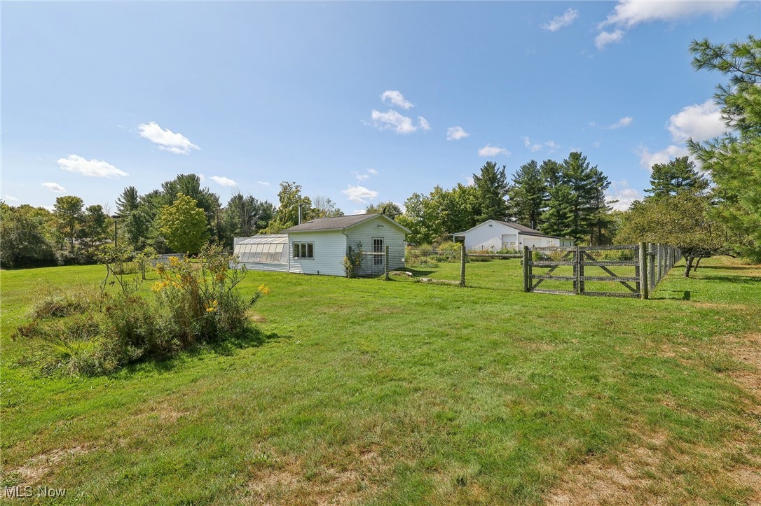 11287 Old State Road Chardon, OH 44024 - Photo 28 of 44