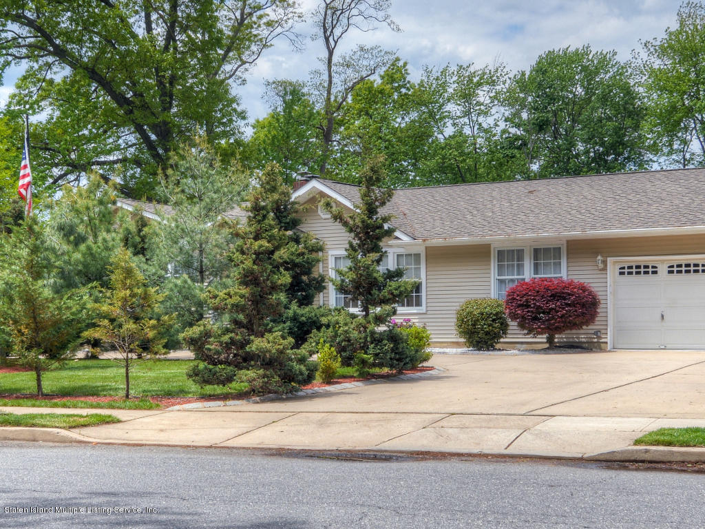 472 Union Hill Road Morganville, NJ 07751 - Photo 4 of 4 472_Union_Hill_Rd._Marlboro,_NJ