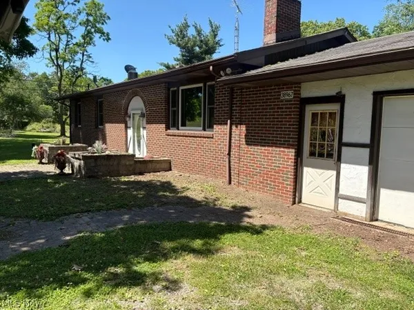 $621,000 | 38967 Highway 39, Salineville, OH 43945