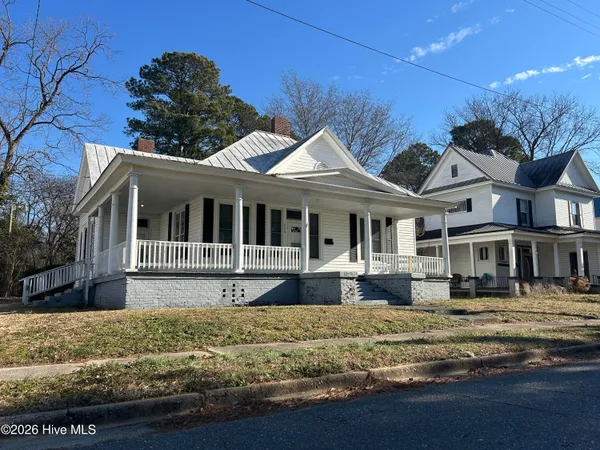 $119,000 | 208 West College Street, Mount Olive, NC 28365