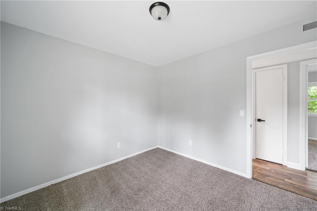 802 Miriam Avenue High Point, NC 27263 - Photo 22 of 33
