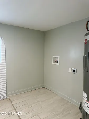 $950 | 1002 East Simcoe Street, Lafayette, LA 70501