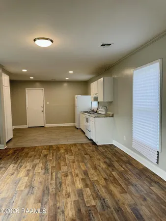 $950 | 1002 East Simcoe Street, Lafayette, LA 70501