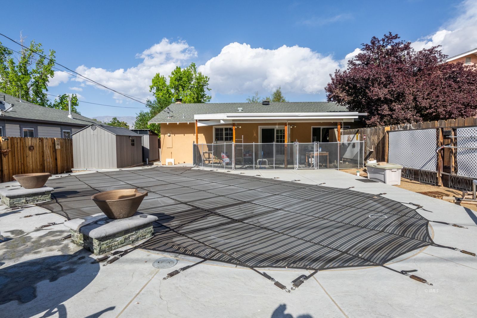 331 North Jackson Street Independence, CA 93526 - Photo 15 of 35 Pool