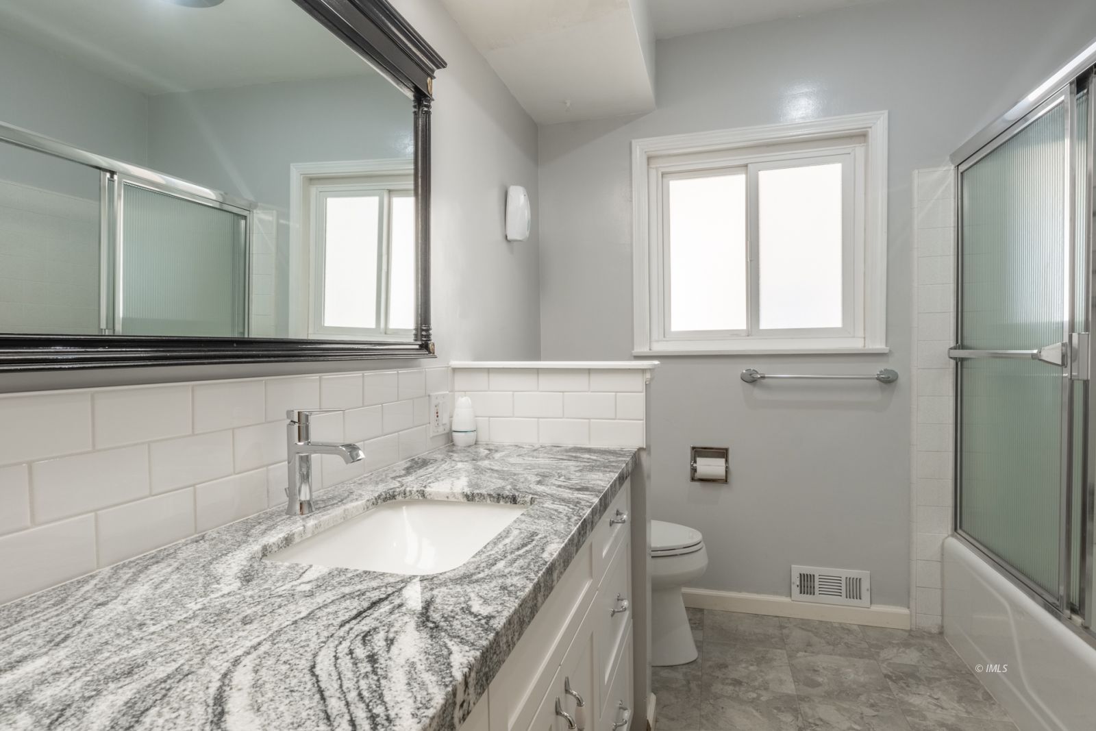 331 North Jackson Street Independence, CA 93526 - Photo 25 of 35 Guest Bathroom