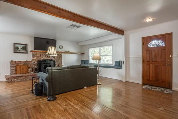 $530,000 | 331 North Jackson Street, Independence, CA 93526