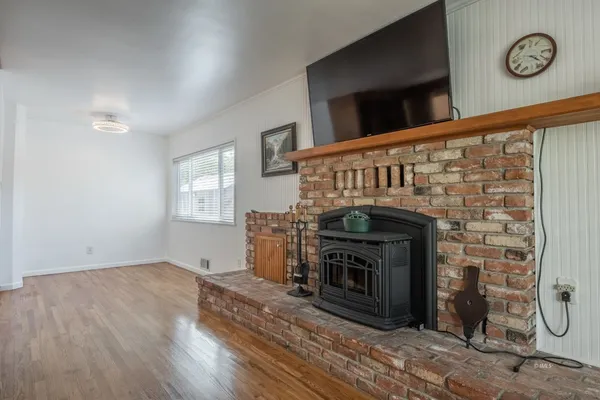 $530,000 | 331 North Jackson Street, Independence, CA 93526
