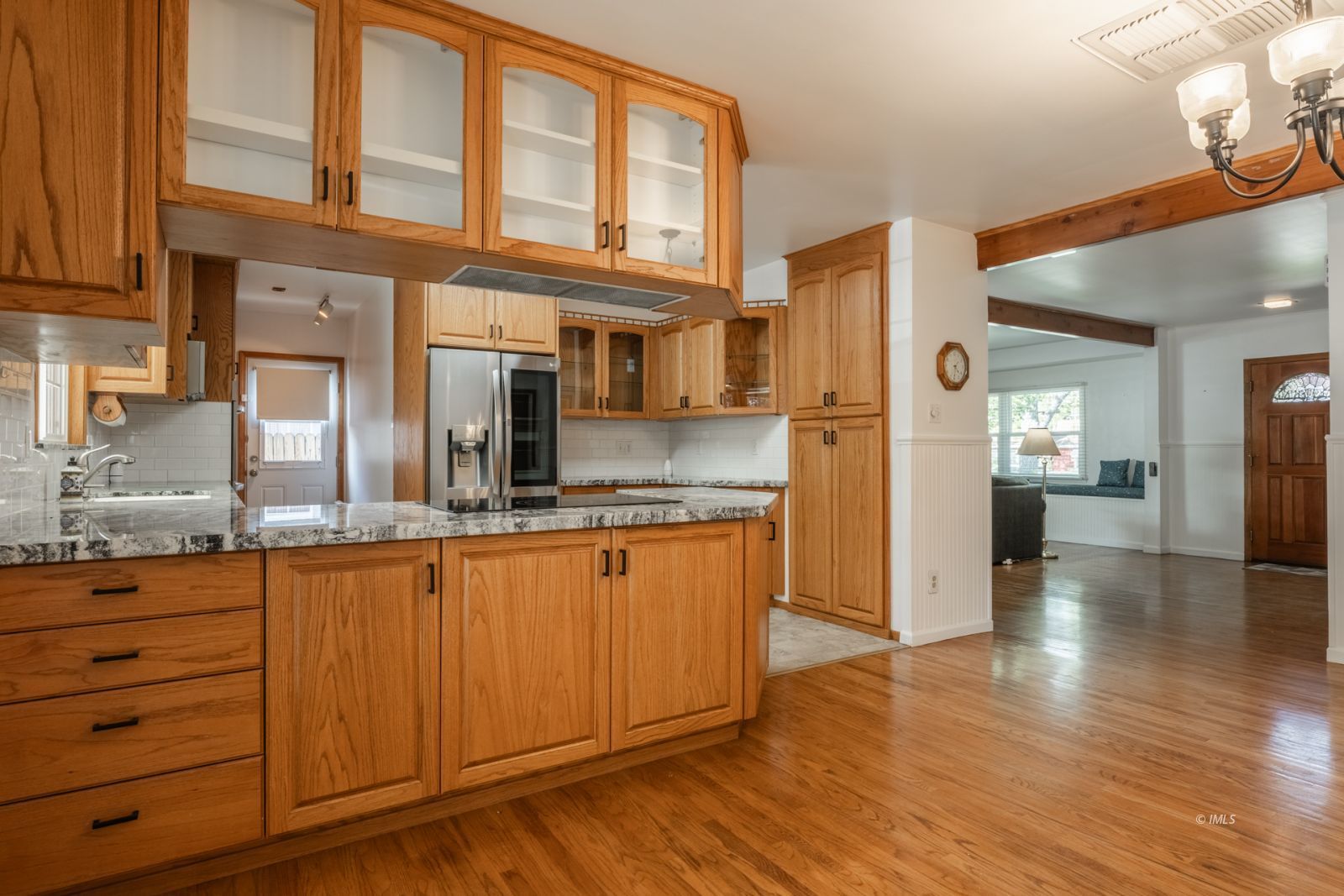 331 North Jackson Street Independence, CA 93526 - Photo 10 of 35 Kitchen