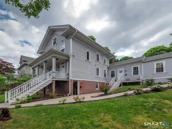 $1,400 | 467 Quinnipiac Avenue, Unit 1, New Haven, CT 06513