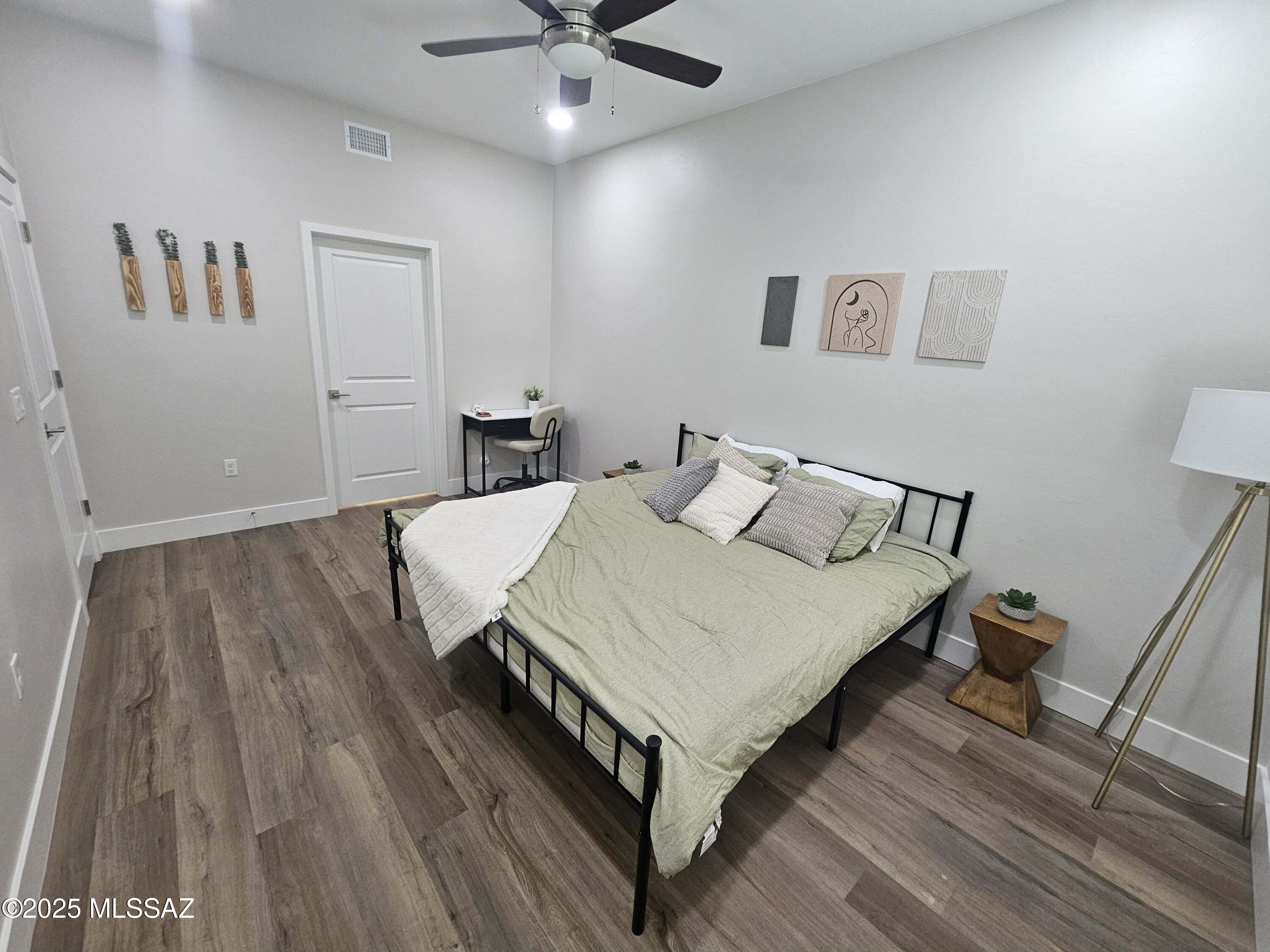 2020 East River Road, Unit 102 Tucson, AZ 85718 - Photo 10 of 21