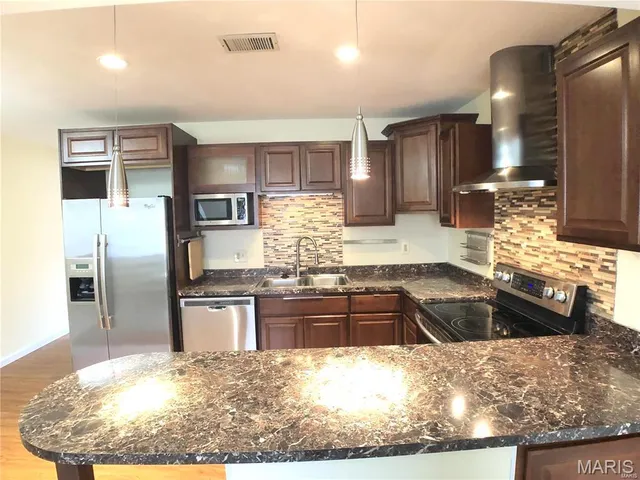 $1,345 | 425 Ponderosa Avenue, Unit 7, O'Fallon, IL 62269