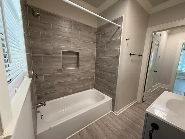 $1,875 | 3016 James Avenue, Fort Worth, TX 76110
