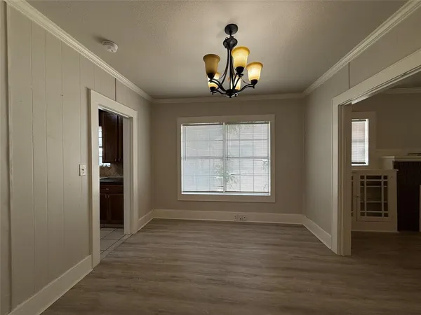 $1,875 | 3016 James Avenue, Fort Worth, TX 76110