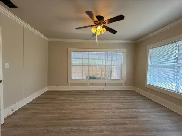 $1,875 | 3016 James Avenue, Fort Worth, TX 76110