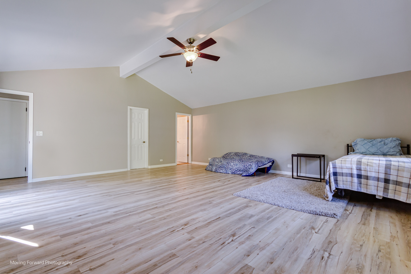 98 Glendale Road Buffalo Grove, IL 60089 - Photo 15 of 34 Gallery Image 15