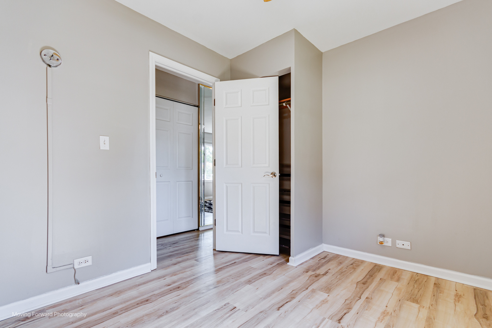 98 Glendale Road Buffalo Grove, IL 60089 - Photo 20 of 34 Gallery Image 20