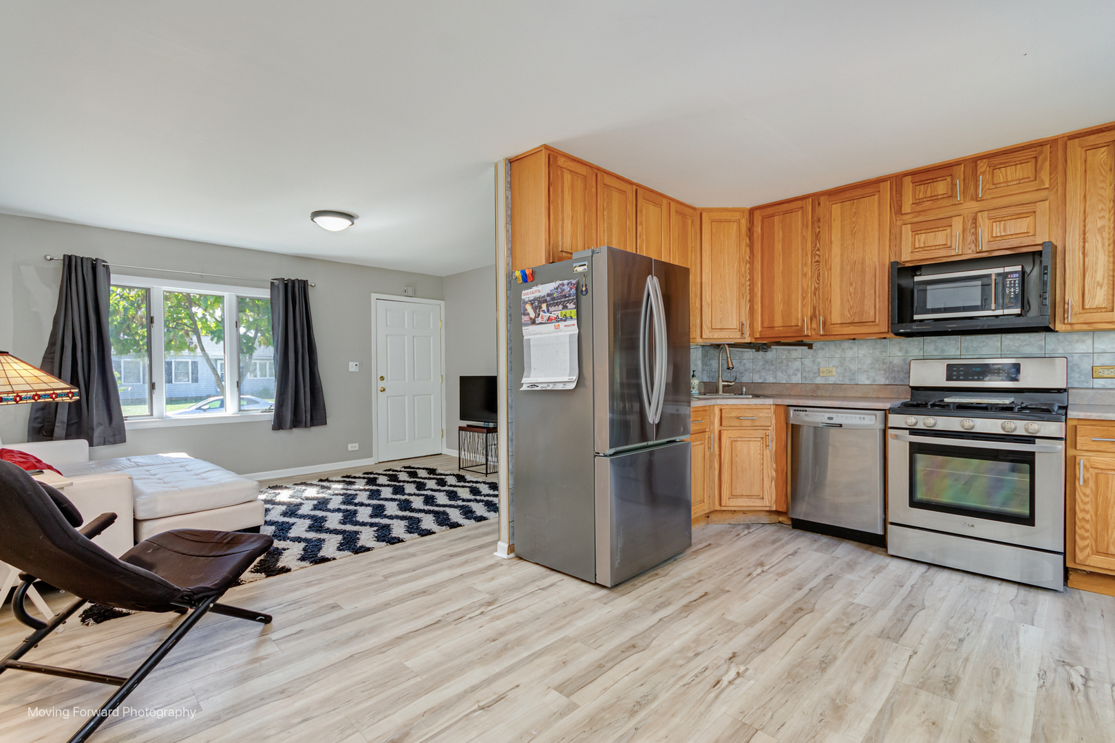 98 Glendale Road Buffalo Grove, IL 60089 - Photo 10 of 34 Gallery Image 10