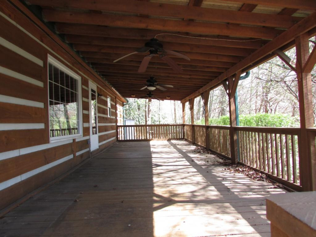 113 Bowman Road Unicoi, TN 37692 - Photo 5 of 16 Photo 5
