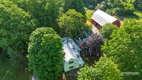 $399,900 | 14960 White Creek Avenue Northeast, Cedar Springs, MI 49319